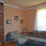 Продается двухэтажный частный дом в с. Рогозов